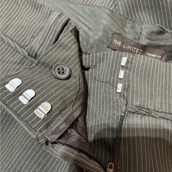 THE LIMITED CASSIDY FIT Brown Cream Pinstripe Flare Pants Size 10 NWOT - Picture 7 of 7